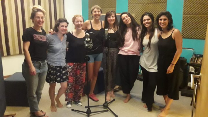 CON  UN SUBSIDIO DEL INAMU  Las «Hijas de la Luna» están grabando su primer EP